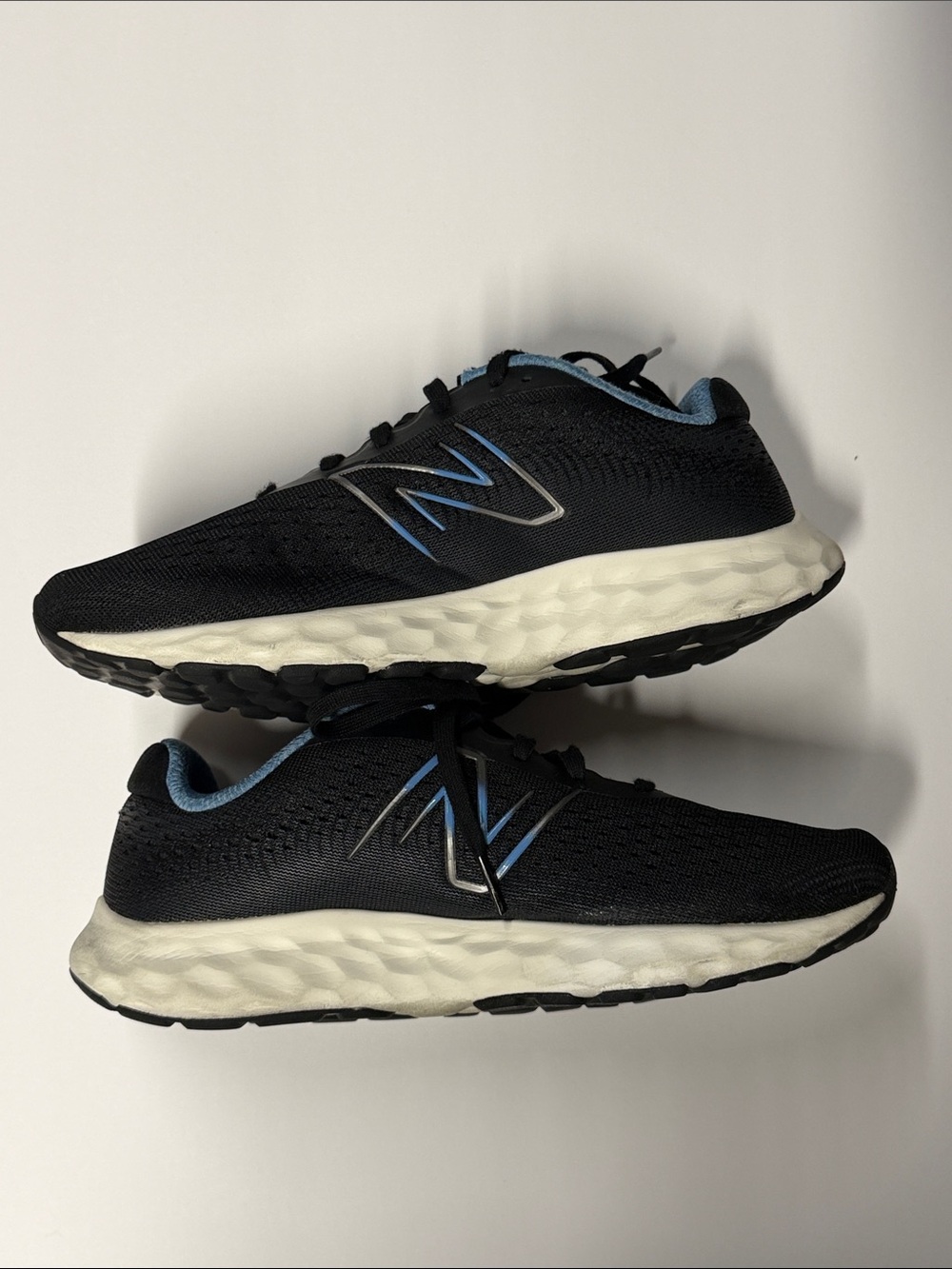New Balance Men's Black Athletic Sneakers with Light Blue Accents size 7.5